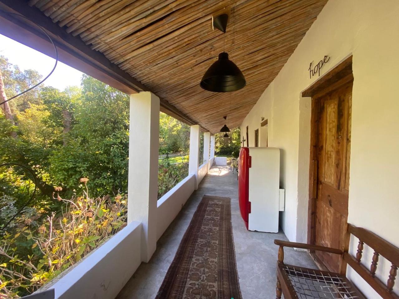The Riverdeck Accommodation And Backpackers นิสนา ภายนอก รูปภาพ