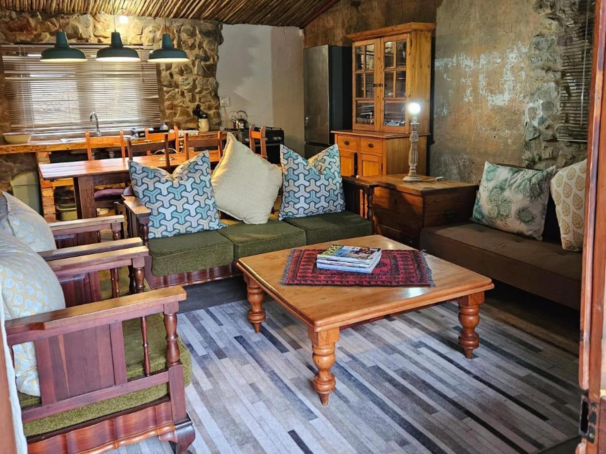 The Riverdeck Accommodation And Backpackers นิสนา ภายนอก รูปภาพ