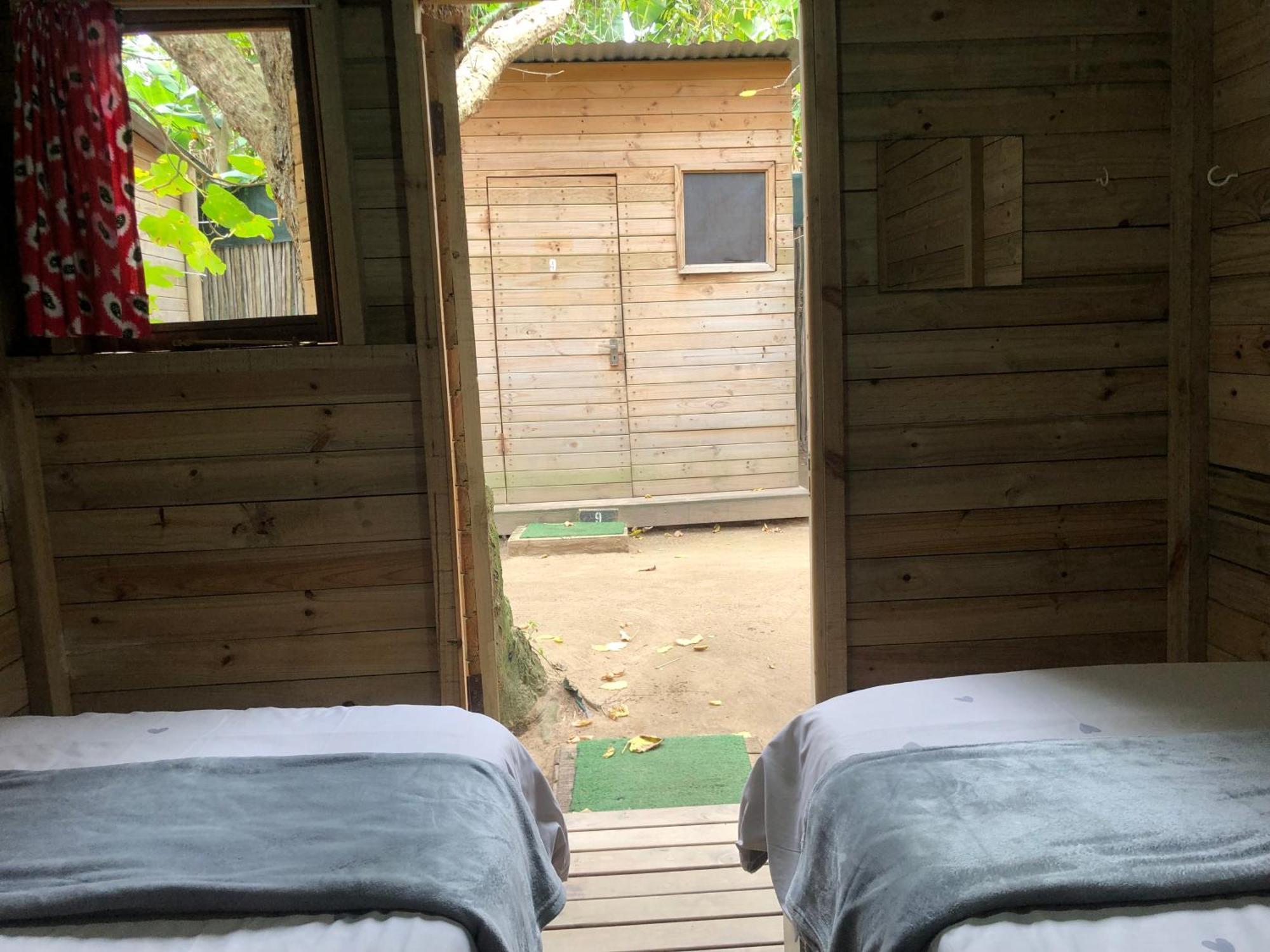 The Riverdeck Accommodation And Backpackers นิสนา ภายนอก รูปภาพ